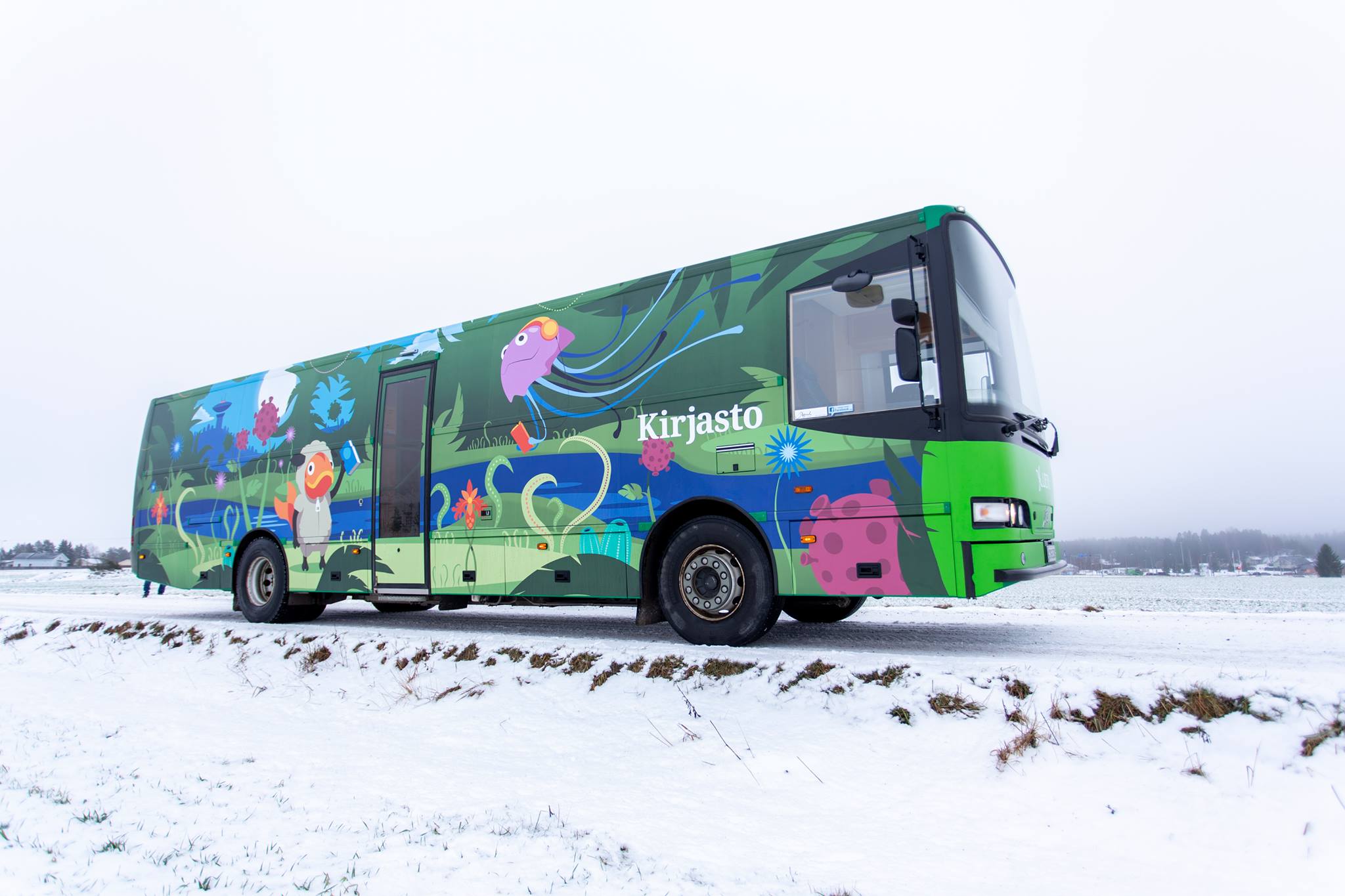 Kuvitus | Liedon kirjastoauto, Ikaros Ainasoja, Juju Agency