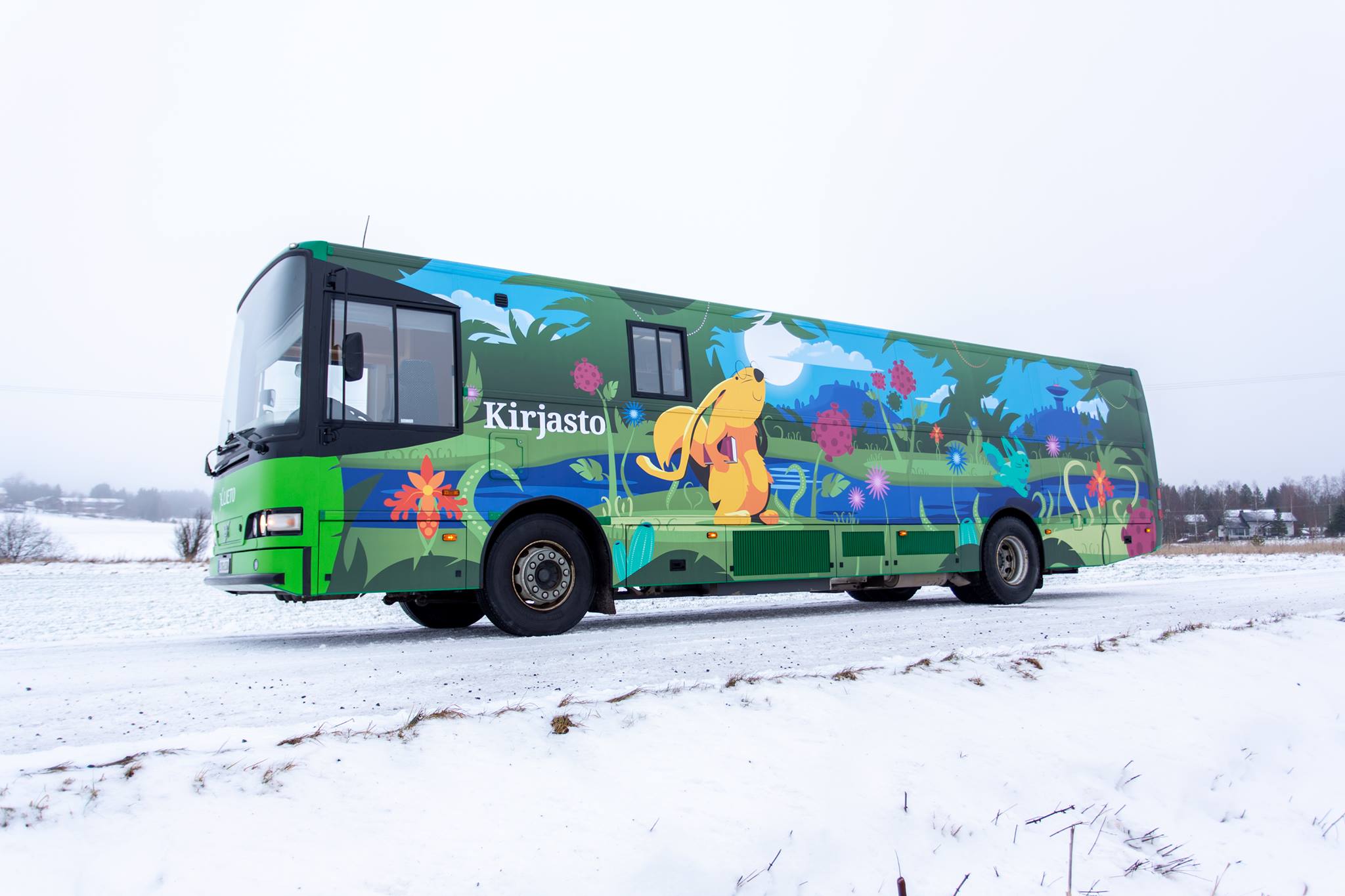 Kuvitus | Liedon kirjastoauto, Ikaros Ainasoja, Juju Agency